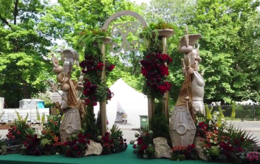 Павловский парк: прогулки на лошадях и паровозике в туре выходного дня из Минска